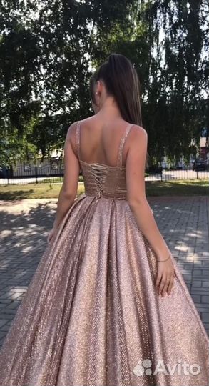 Платье