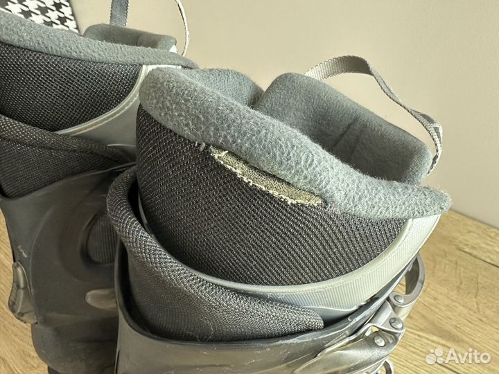 Горнолыжные ботинки Atomic c:8