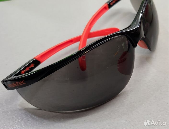 Очки Maktec