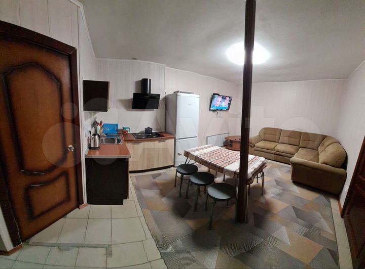 3-к. квартира, 55 м², 1/1 эт.