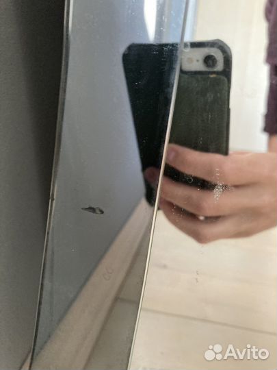 Зеркало с полочкой в ванную