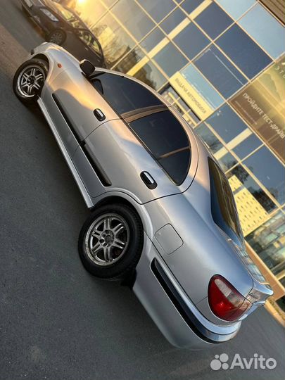 Nissan Almera 1.8 AT, 2001, 311 000 км