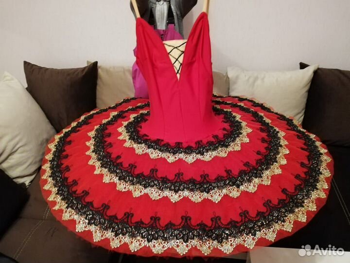 Пошив театральных костюмов (цена договорная)