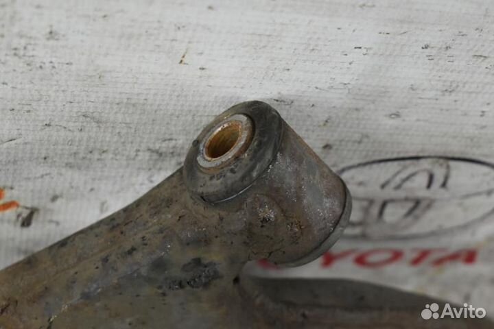 Рычаг подвески передний левый Mitsubishi Grandis 1