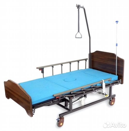 Медицинская кровать для лежачих больных