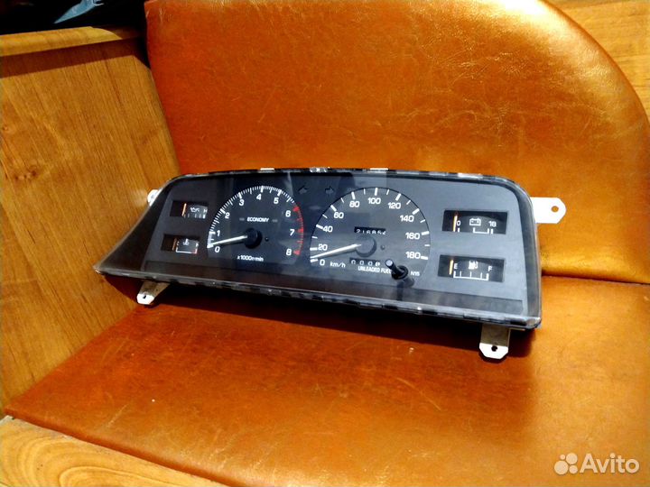 Щиток приборов Toyota Surf 4Runner