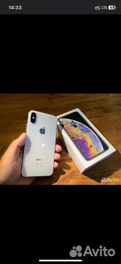 iPhone Xs, 64 ГБ