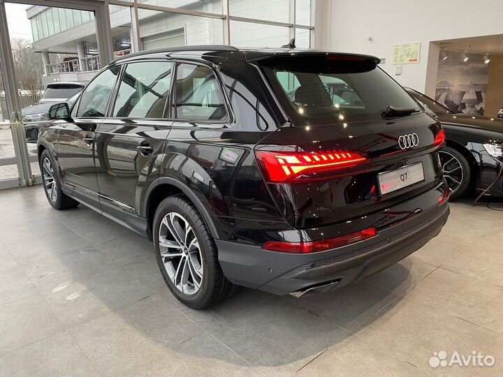 Audi Q7 2.0 AT, 2024