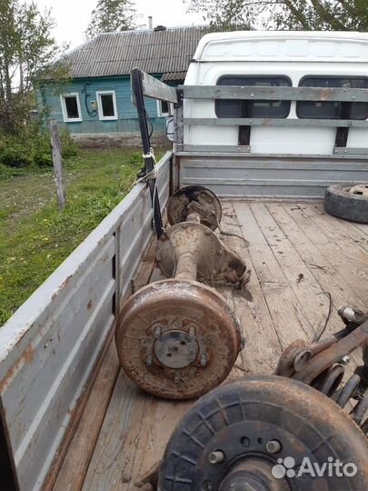 Запчасти на Газ 2410 волга