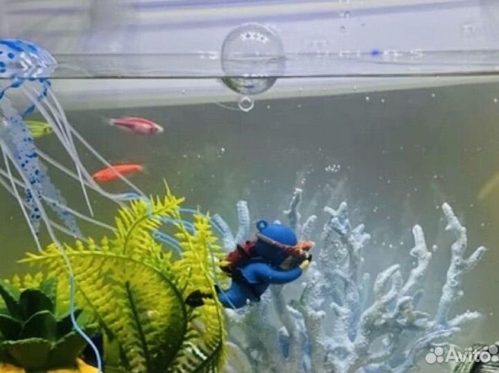 Фигурка для аквариума дайвер водолаз на леске