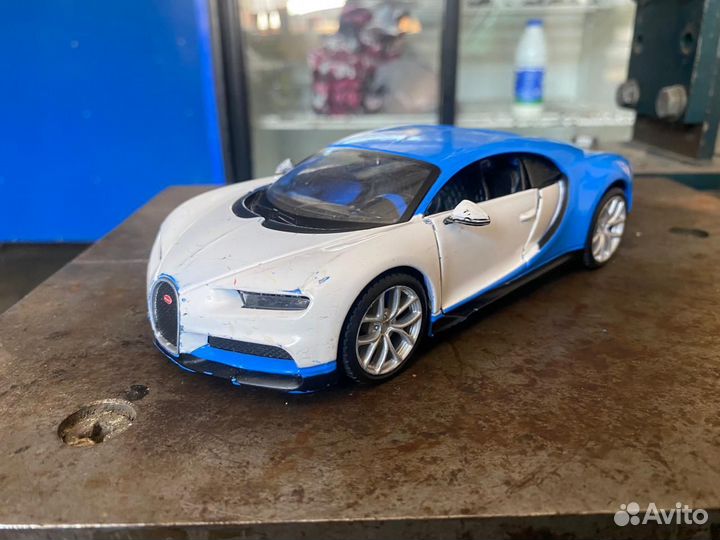 Модель Bugatti Chiron Maisto 1/24