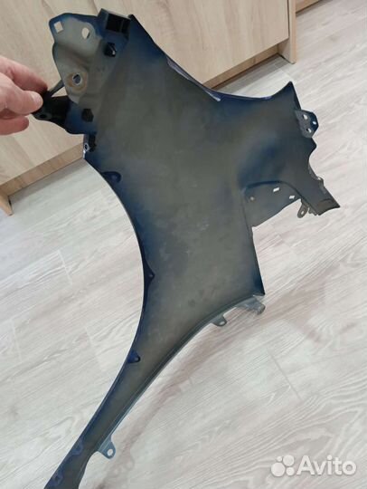 Крыло правое honda fit