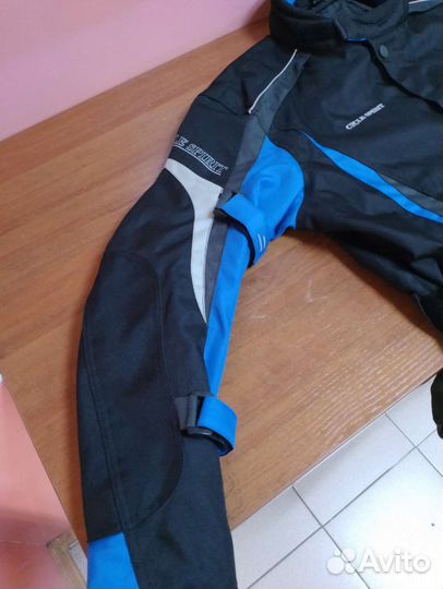 Мотокуртка