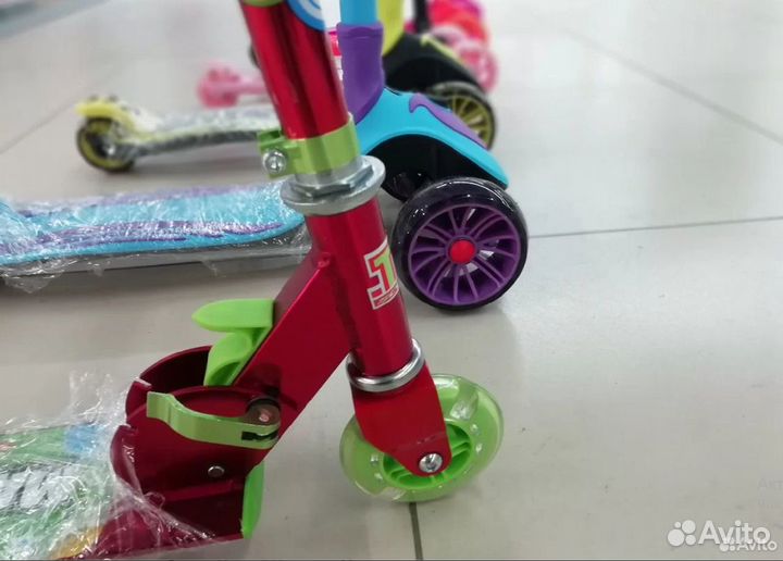 Самокаты детские, взрослые, трюковые