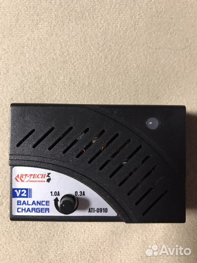 Зарядное устройство Art Tech V2