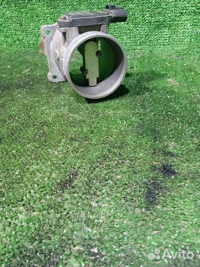 Расходомер воздушный Mazda 626