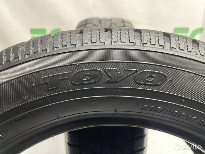 Toyo Observe Garit GIZ 205/60 R16