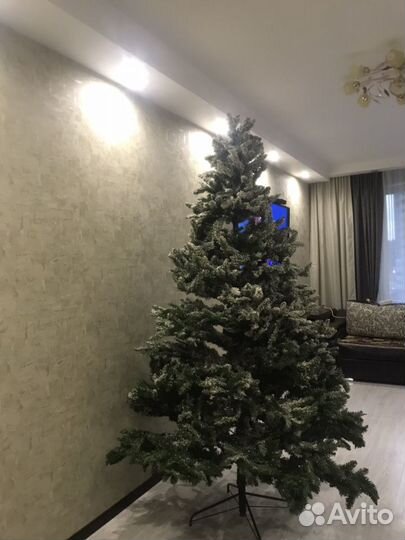 Елка искусственная