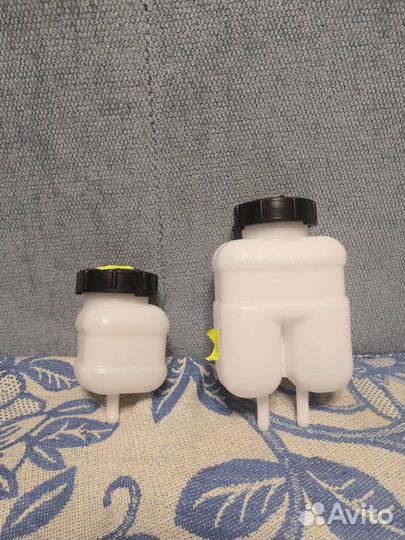 Бачек для для тормозной жидкости