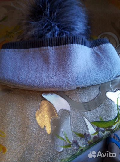 Шапка на флисе,почти новая