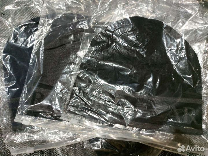 Шапка Emporio Armani