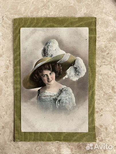 Рамка старинная с открыткой