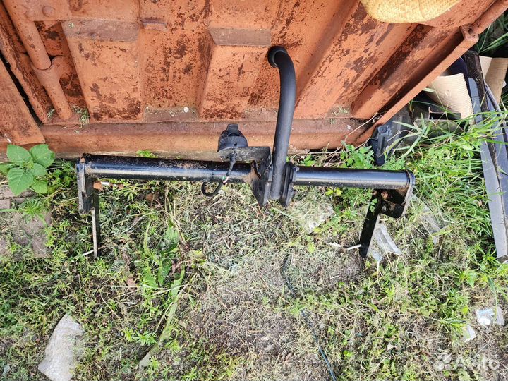 Фаркоп на Renault Duster