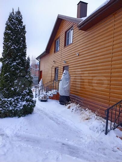 Дом 280 м² на участке 8 сот.