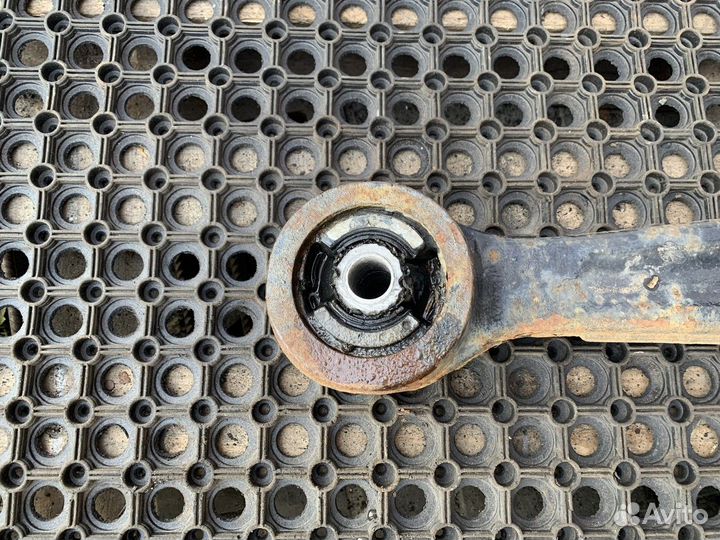 Тяга реактивная передняя Man TGA