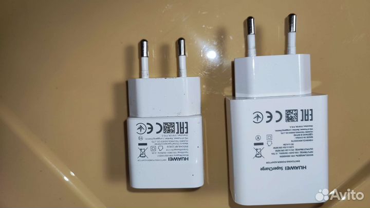 Блок питания Huawei, зарядное устройство Nokia