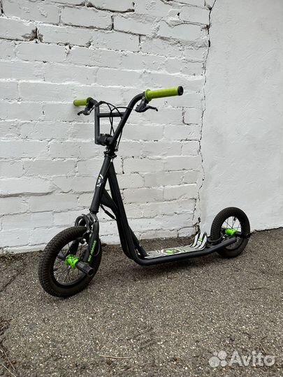 Внедорожный самокат Mongoose