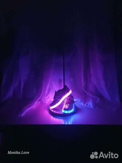 Кроссовки женские 36 размер новые