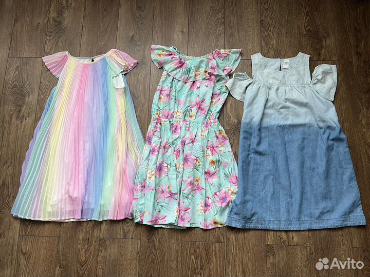 Летнее платье на девочку 134-140, цена за три