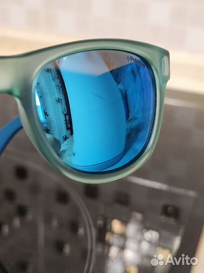 Детские солнцезащитные очки с чехлом Polaroid
