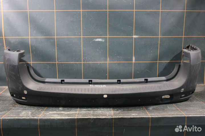 Бампер задний - LADA Largus