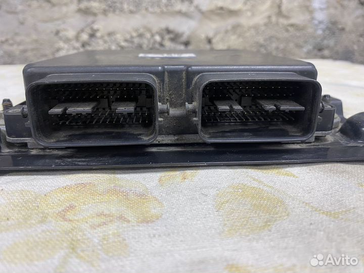 Блок управления двигателем mazda