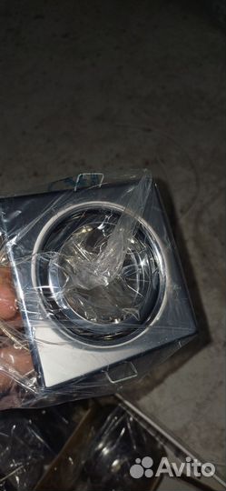 Точечные светильники 15штук