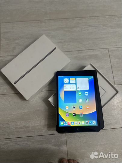 iPad 8 на 128 гб