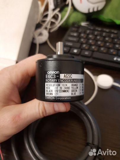 Абсолютный энкодер Omron E6C3-AG5C 1024P/R 2M