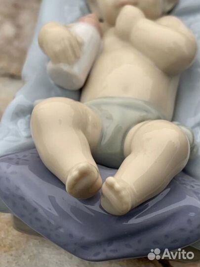 Фарфоровая статуэтка Nao By Lladro