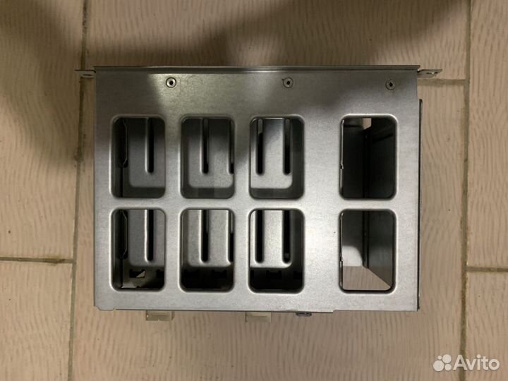 Дисковая корзина 8 SFF 2,5” ML350 G6 511782-001