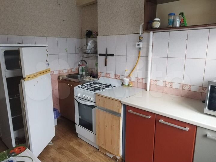 2-к. квартира, 43 м², 3/9 эт.