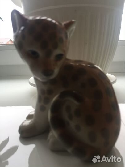 Фарфоровые статуэтки