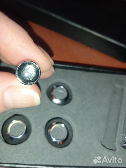 Наконечники кнопок блокировки дверей