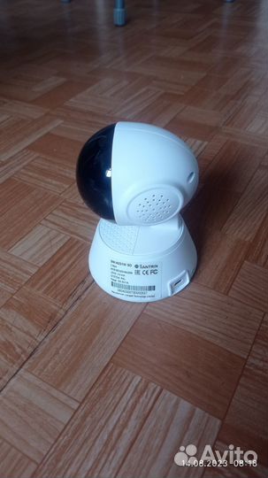 Поворотная Wi-Fi IP камера