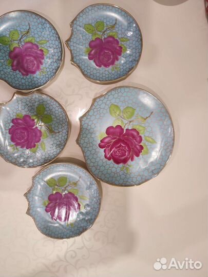 Набор тарелок