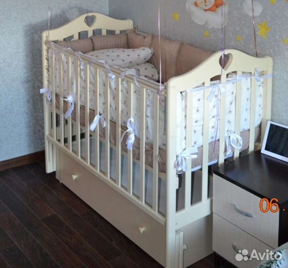 Кроватка с матрасом + борт (универсальный маятник)