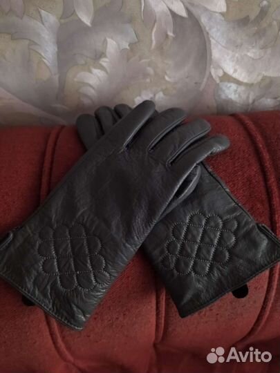 Перчатки женские кожаные зимние