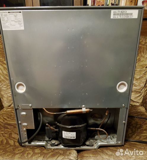 Минихолодильник daewoo FR-062AIX