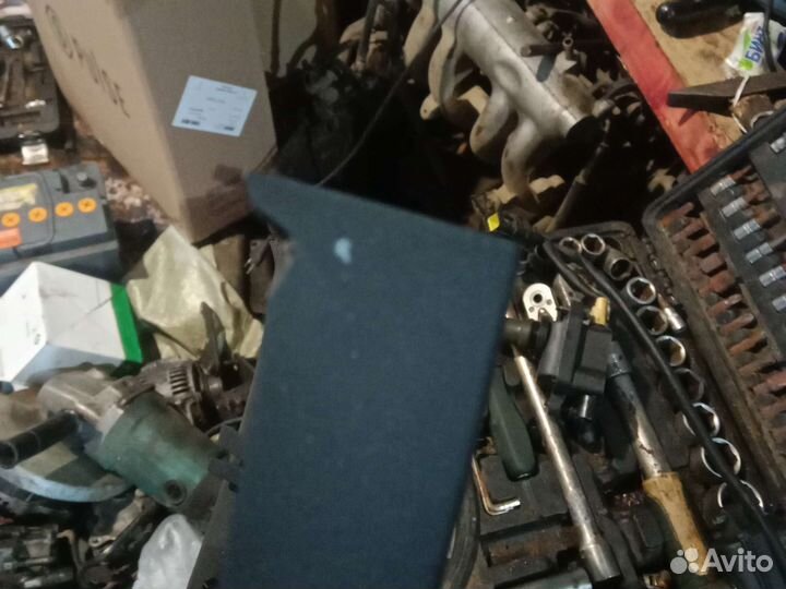 Рамка магнитолы skoda yeti